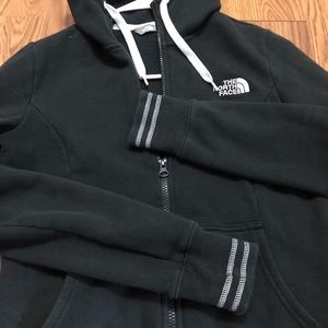 The Northface sweater